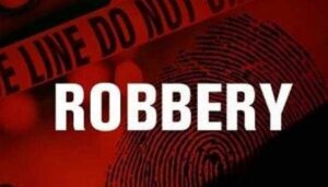 breaking-the-lock-of-the-house-and-stealing in gingee tindianam