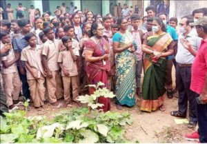 collector inspection in koliyanur school